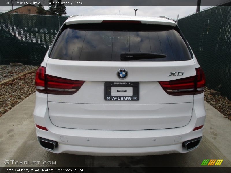 Alpine White / Black 2017 BMW X5 xDrive35i