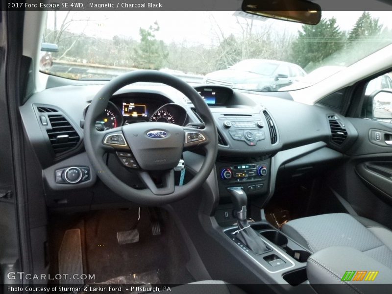 Magnetic / Charcoal Black 2017 Ford Escape SE 4WD