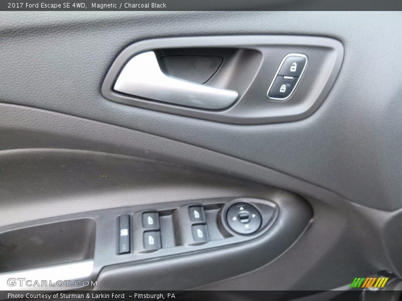 Magnetic / Charcoal Black 2017 Ford Escape SE 4WD