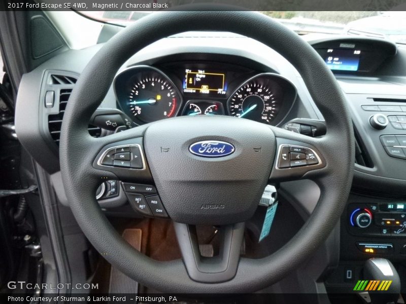Magnetic / Charcoal Black 2017 Ford Escape SE 4WD