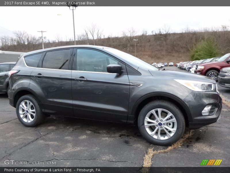 Magnetic / Charcoal Black 2017 Ford Escape SE 4WD
