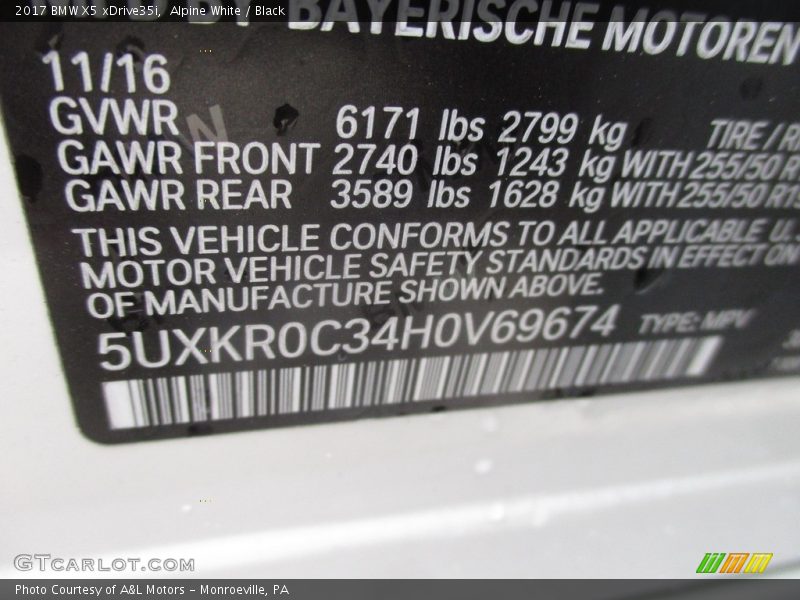 Alpine White / Black 2017 BMW X5 xDrive35i
