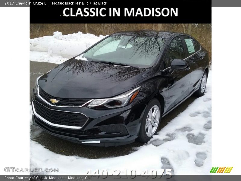 Mosaic Black Metallic / Jet Black 2017 Chevrolet Cruze LT