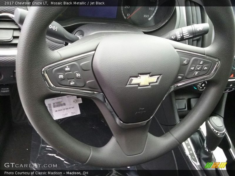 Mosaic Black Metallic / Jet Black 2017 Chevrolet Cruze LT