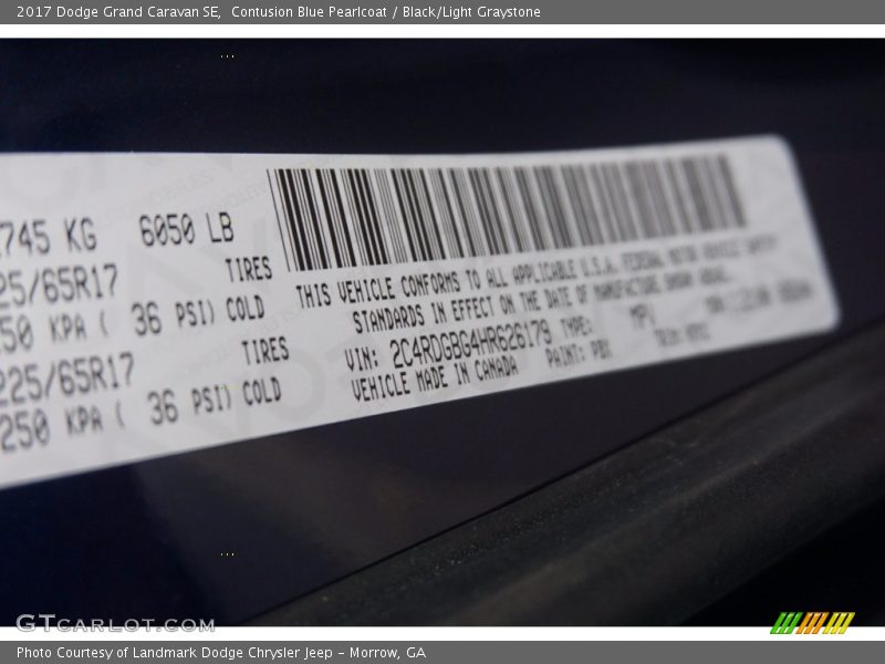 Contusion Blue Pearlcoat / Black/Light Graystone 2017 Dodge Grand Caravan SE