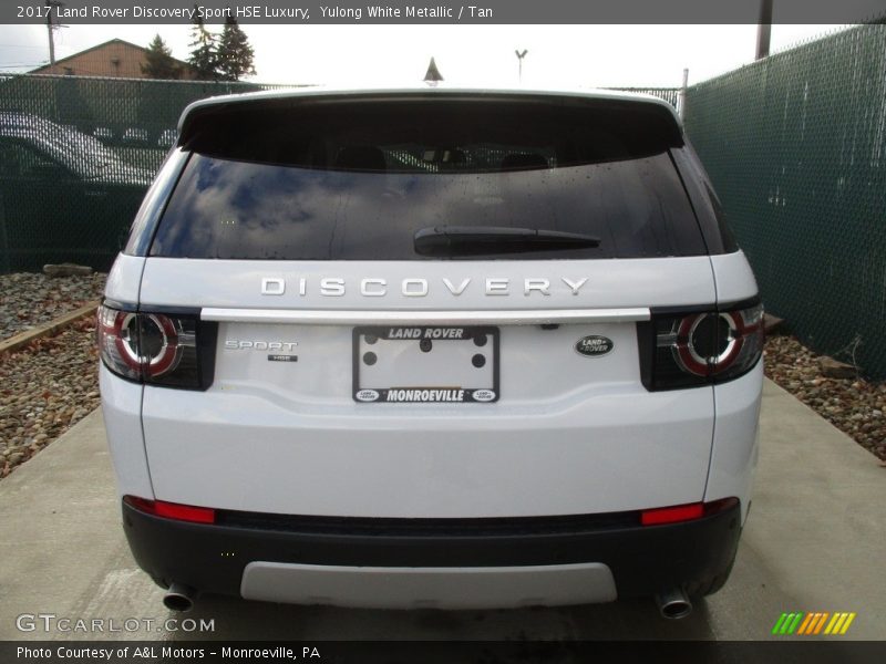 Yulong White Metallic / Tan 2017 Land Rover Discovery Sport HSE Luxury