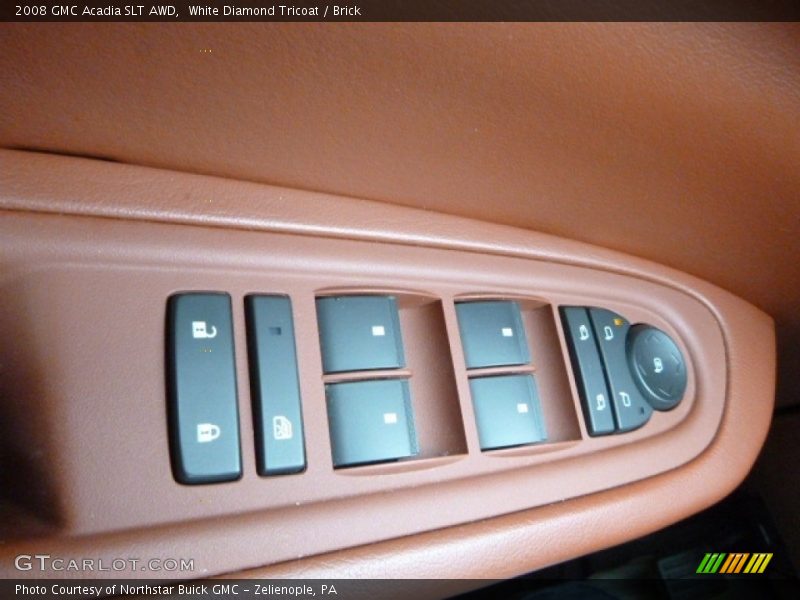 White Diamond Tricoat / Brick 2008 GMC Acadia SLT AWD