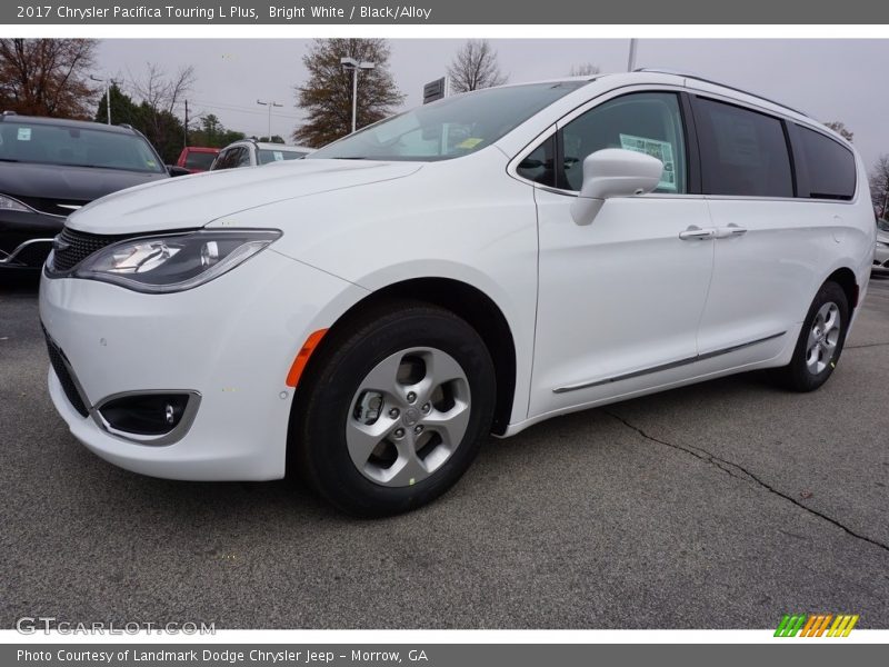 Bright White / Black/Alloy 2017 Chrysler Pacifica Touring L Plus