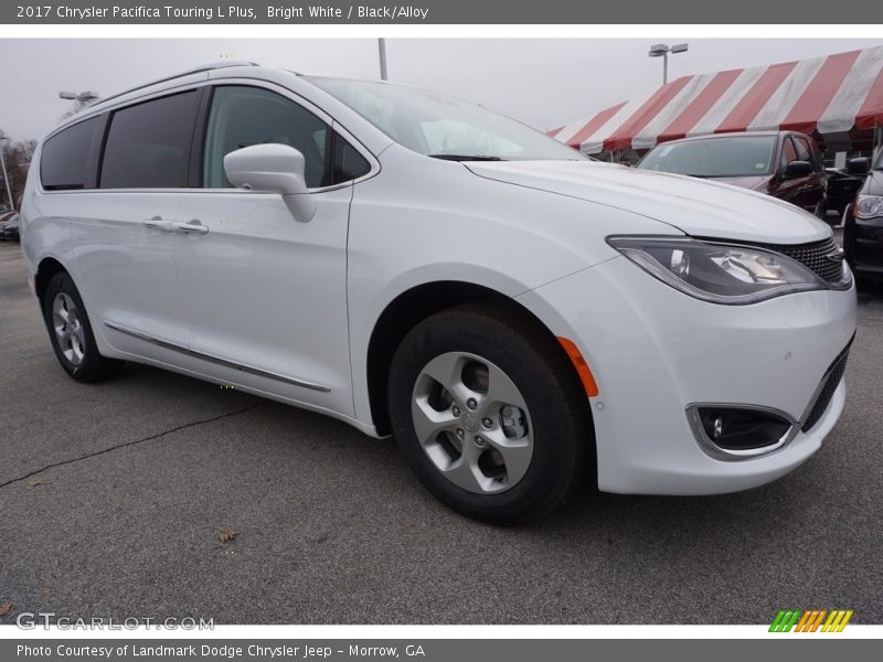 Bright White / Black/Alloy 2017 Chrysler Pacifica Touring L Plus