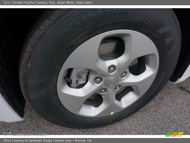 Bright White / Black/Alloy 2017 Chrysler Pacifica Touring L Plus