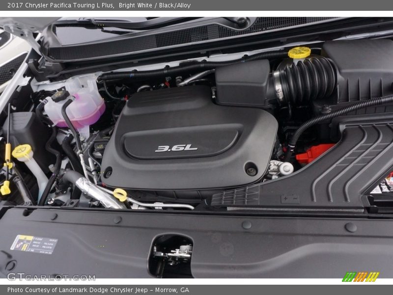 Bright White / Black/Alloy 2017 Chrysler Pacifica Touring L Plus