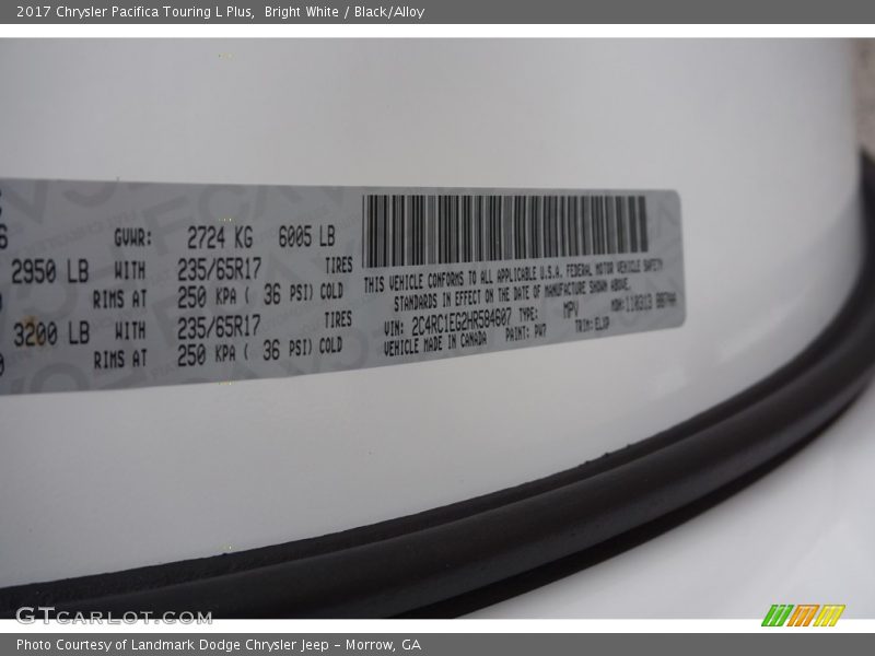 Bright White / Black/Alloy 2017 Chrysler Pacifica Touring L Plus