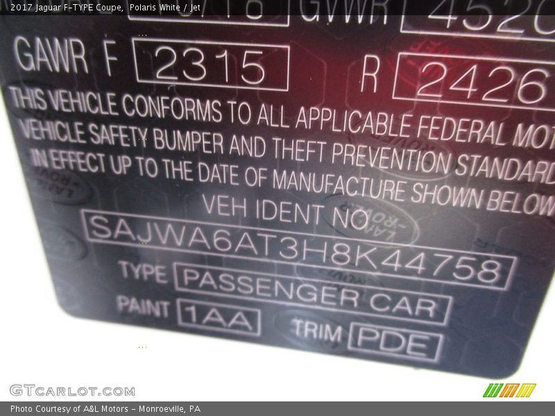 Polaris White / Jet 2017 Jaguar F-TYPE Coupe