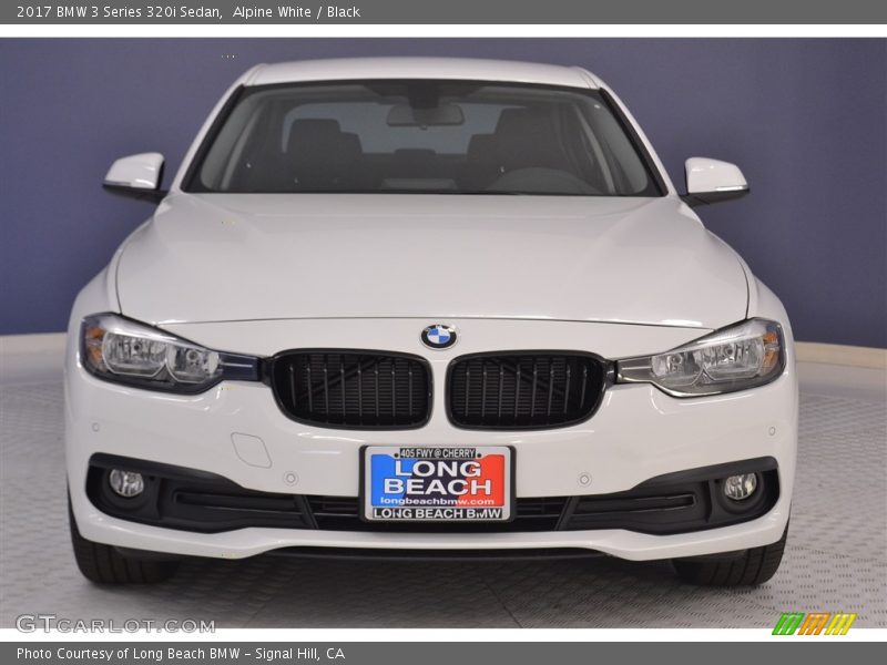Alpine White / Black 2017 BMW 3 Series 320i Sedan