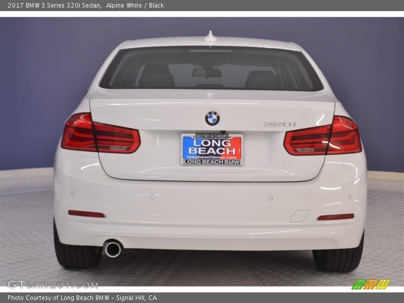 Alpine White / Black 2017 BMW 3 Series 320i Sedan