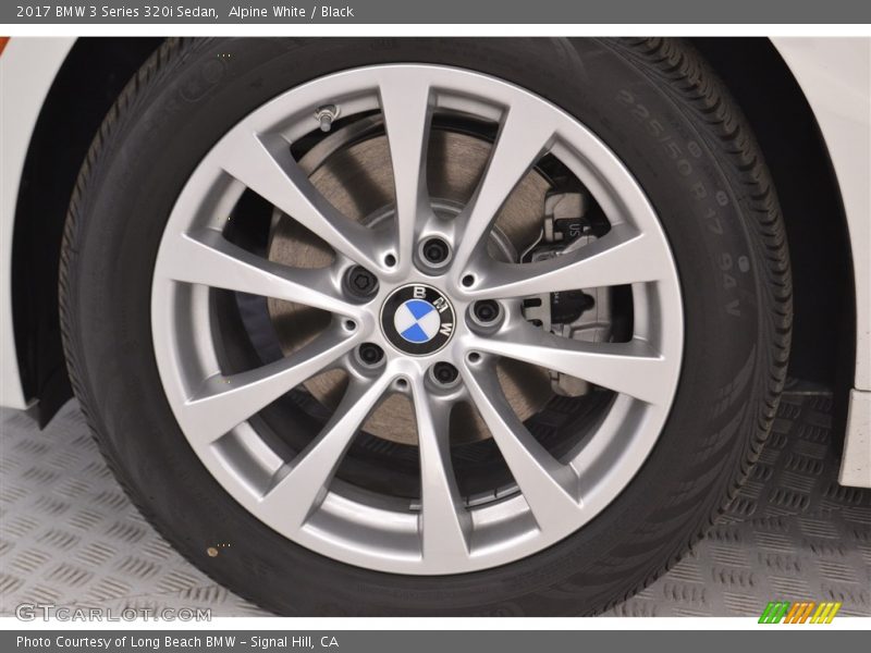 Alpine White / Black 2017 BMW 3 Series 320i Sedan