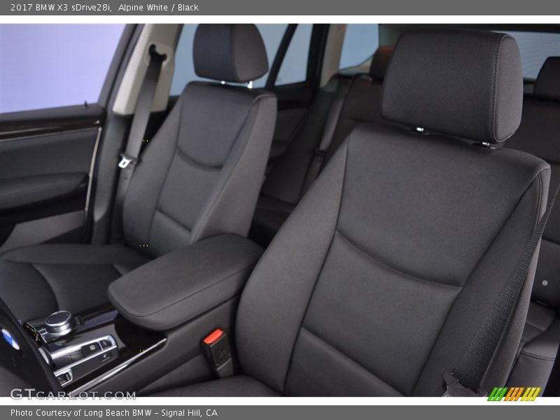 Alpine White / Black 2017 BMW X3 sDrive28i