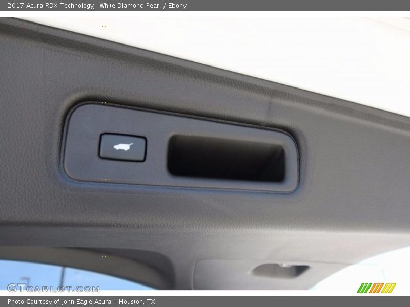 White Diamond Pearl / Ebony 2017 Acura RDX Technology
