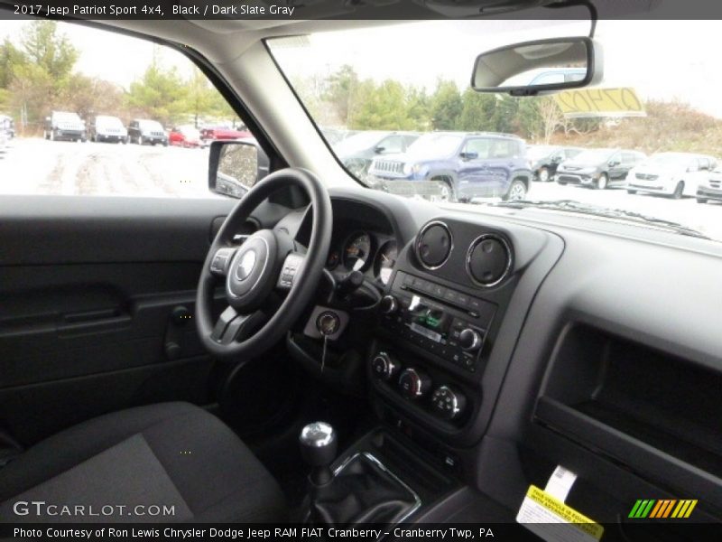 Black / Dark Slate Gray 2017 Jeep Patriot Sport 4x4