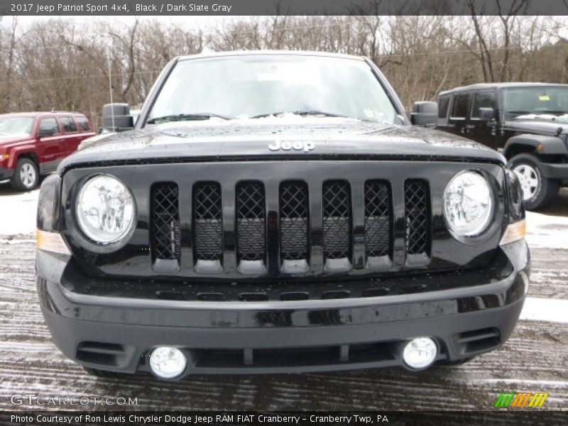 Black / Dark Slate Gray 2017 Jeep Patriot Sport 4x4