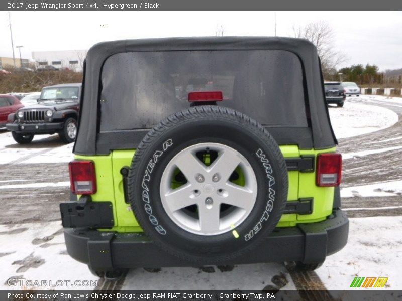 Hypergreen / Black 2017 Jeep Wrangler Sport 4x4