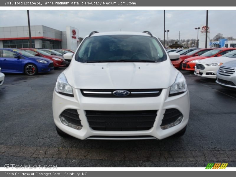 White Platinum Metallic Tri-Coat / Medium Light Stone 2015 Ford Escape SE