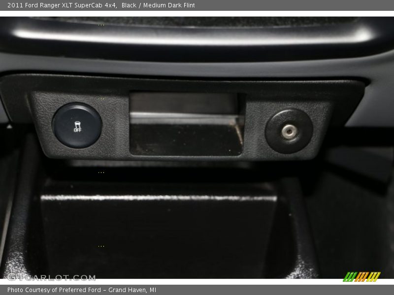Black / Medium Dark Flint 2011 Ford Ranger XLT SuperCab 4x4