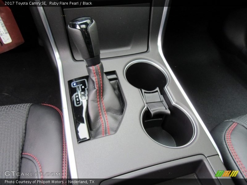 Ruby Flare Pearl / Black 2017 Toyota Camry SE