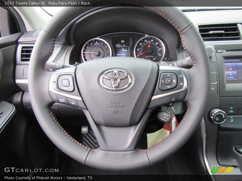 Ruby Flare Pearl / Black 2017 Toyota Camry SE