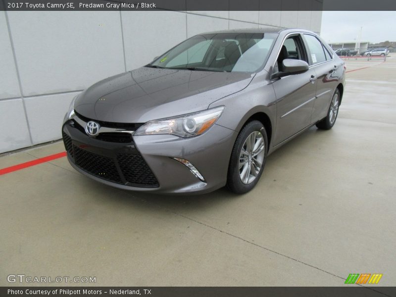 Predawn Gray Mica / Black 2017 Toyota Camry SE