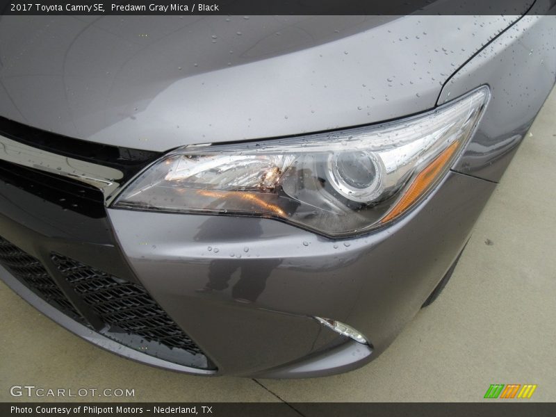Predawn Gray Mica / Black 2017 Toyota Camry SE