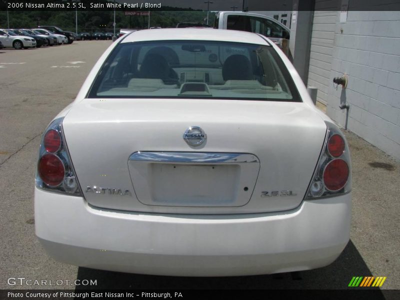 Satin White Pearl / Blond 2006 Nissan Altima 2.5 SL