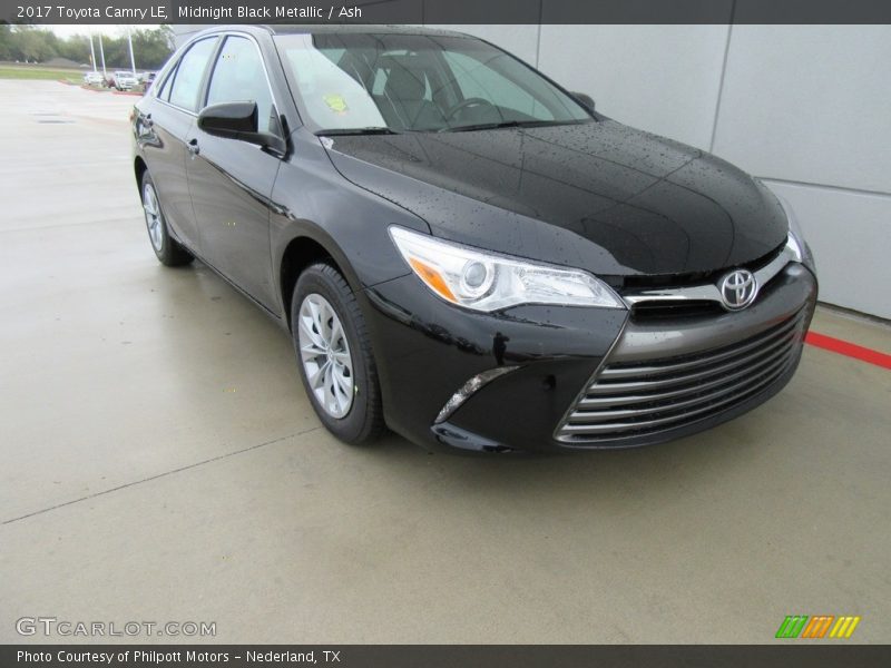 Midnight Black Metallic / Ash 2017 Toyota Camry LE