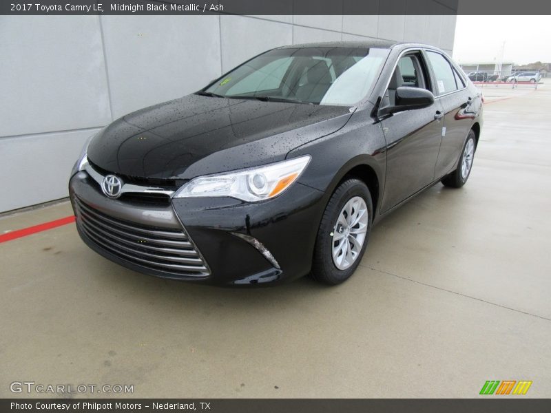 Midnight Black Metallic / Ash 2017 Toyota Camry LE
