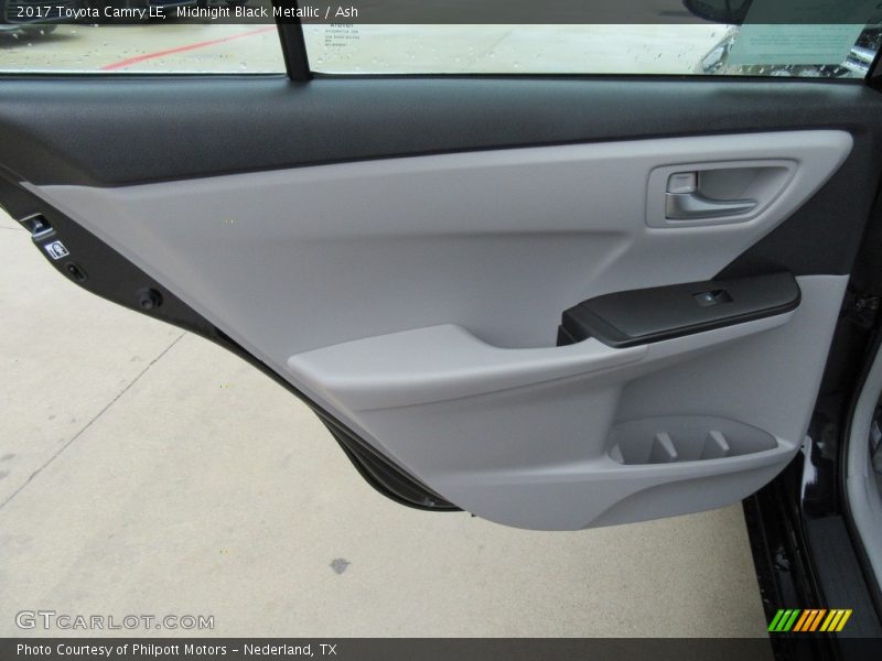 Midnight Black Metallic / Ash 2017 Toyota Camry LE