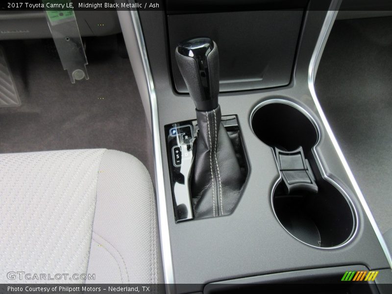 Midnight Black Metallic / Ash 2017 Toyota Camry LE