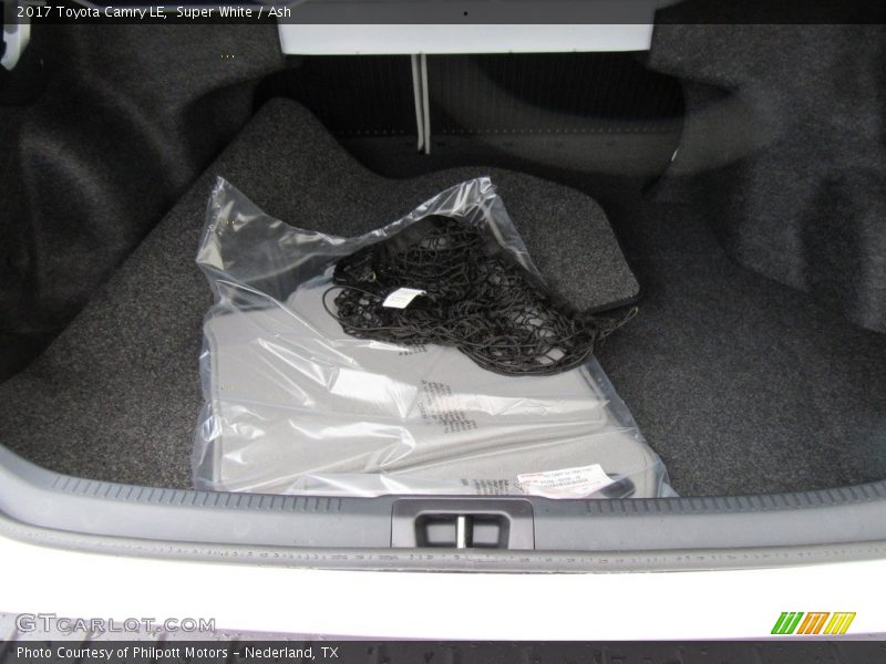 Super White / Ash 2017 Toyota Camry LE