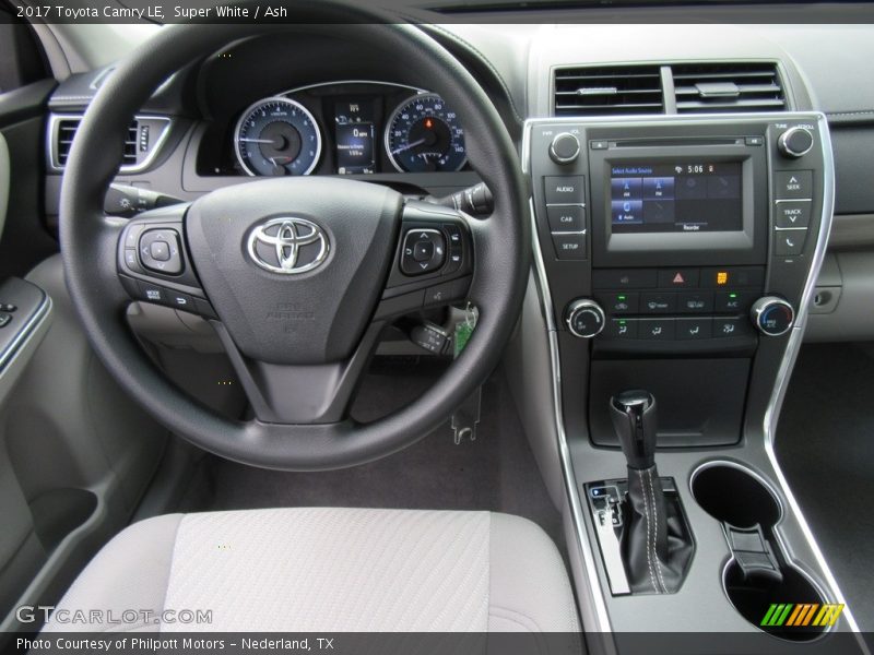 Super White / Ash 2017 Toyota Camry LE