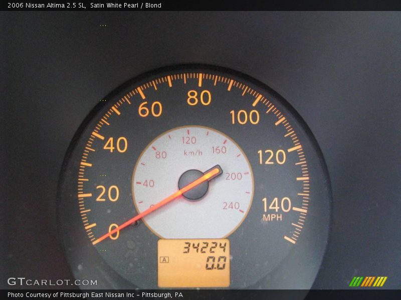 Satin White Pearl / Blond 2006 Nissan Altima 2.5 SL