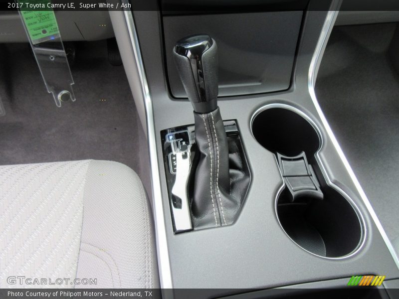 Super White / Ash 2017 Toyota Camry LE