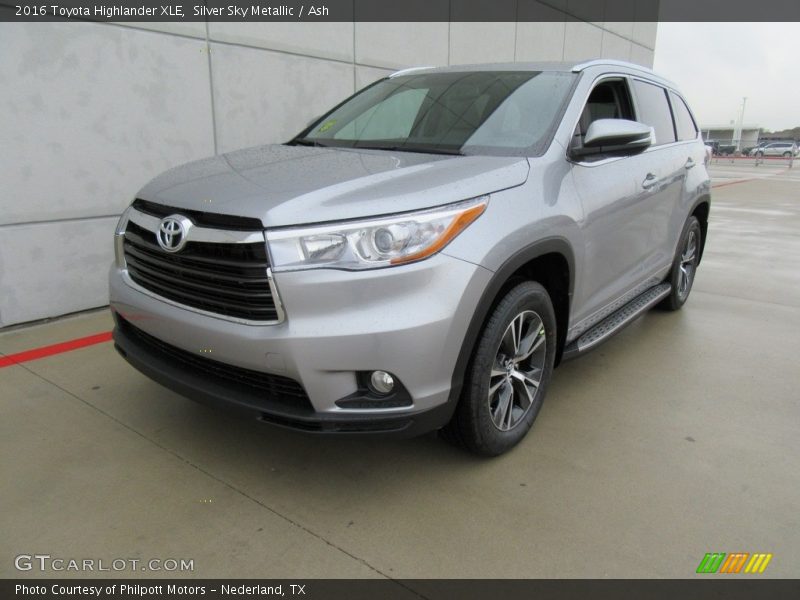 Silver Sky Metallic / Ash 2016 Toyota Highlander XLE