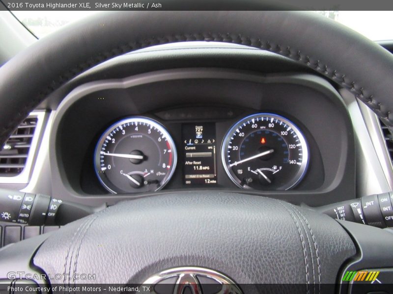 Silver Sky Metallic / Ash 2016 Toyota Highlander XLE