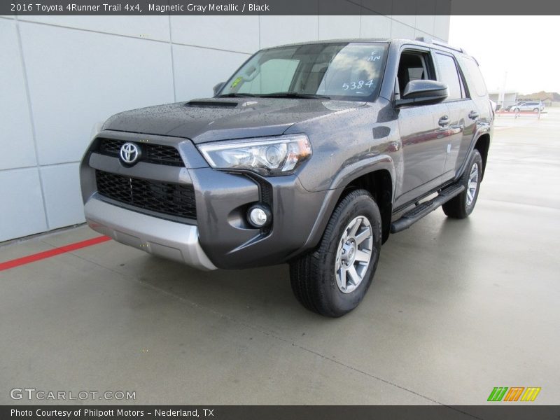 Magnetic Gray Metallic / Black 2016 Toyota 4Runner Trail 4x4