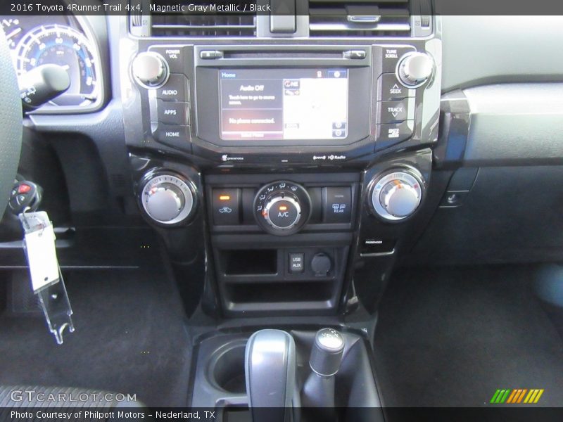 Magnetic Gray Metallic / Black 2016 Toyota 4Runner Trail 4x4