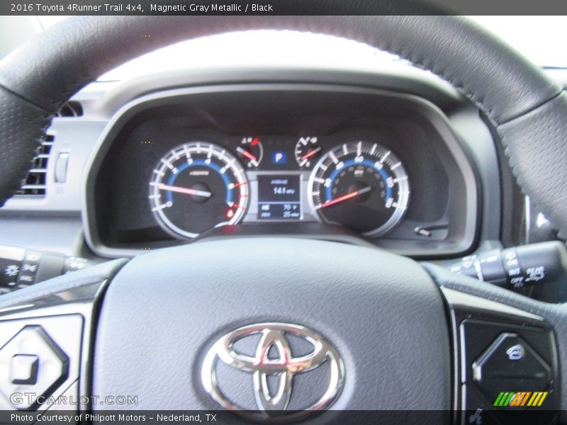 Magnetic Gray Metallic / Black 2016 Toyota 4Runner Trail 4x4