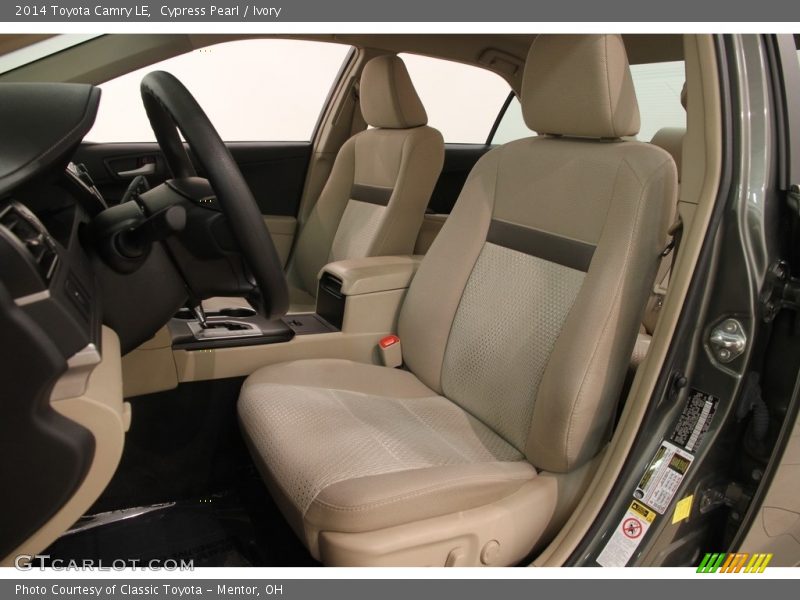 Cypress Pearl / Ivory 2014 Toyota Camry LE