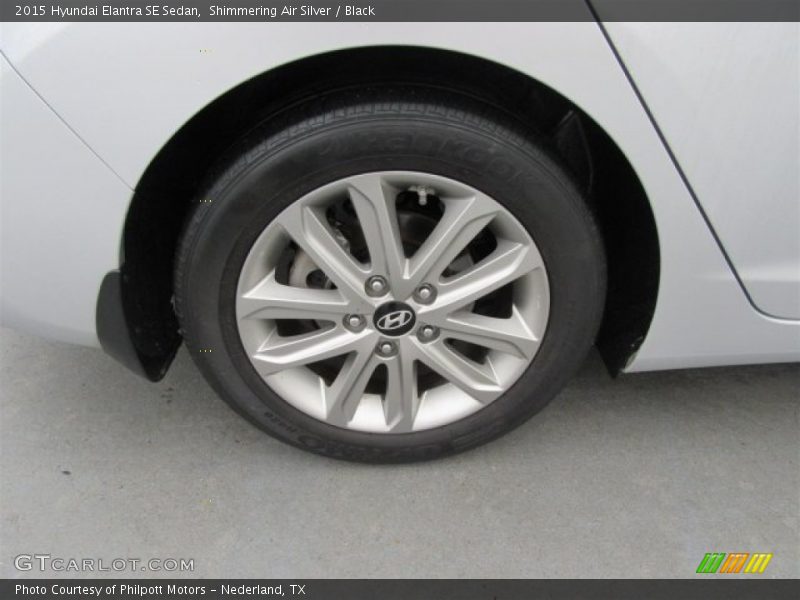Shimmering Air Silver / Black 2015 Hyundai Elantra SE Sedan