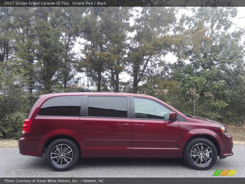 Octane Red / Black 2017 Dodge Grand Caravan SE Plus