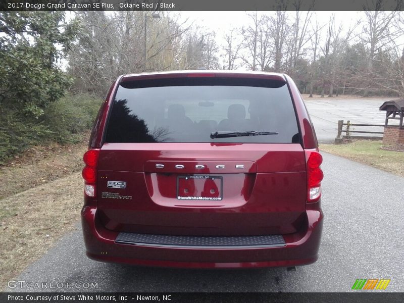 Octane Red / Black 2017 Dodge Grand Caravan SE Plus