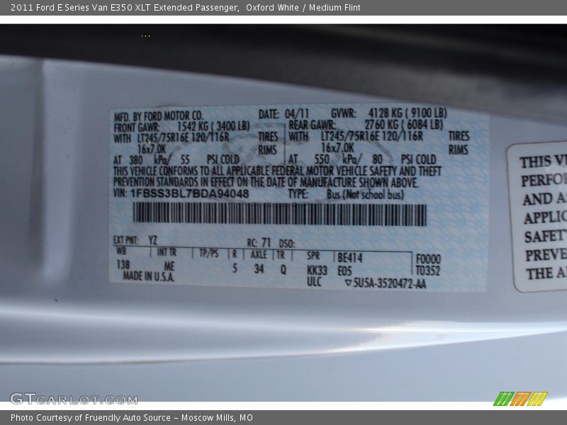 Oxford White / Medium Flint 2011 Ford E Series Van E350 XLT Extended Passenger